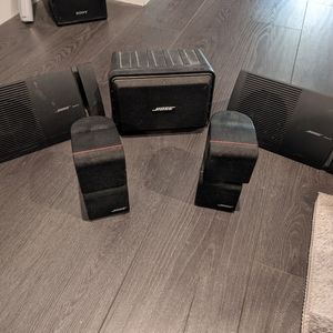 Bose Acoustimass 5 Series II with R/L V100 and VS1000 Center 5.1 Surround Sound